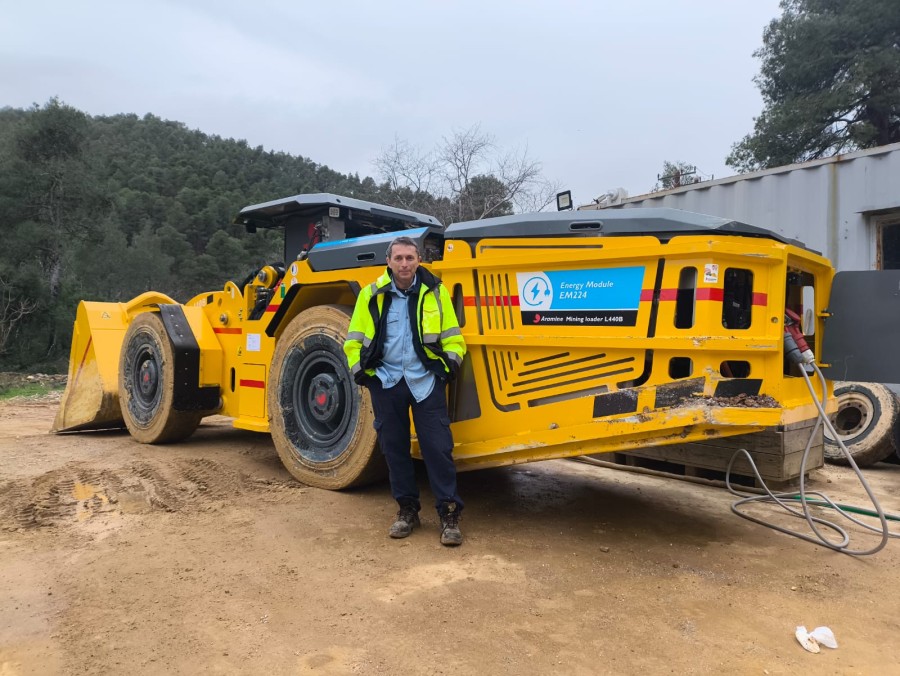 New Loader Aramine L440B Evia Mine Grecian Magnesite